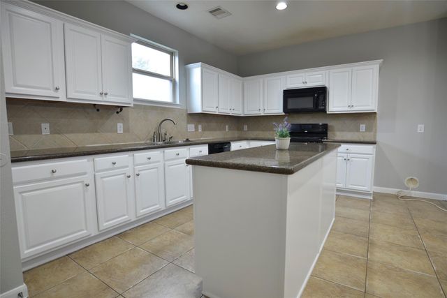 1996 Leisure Lane, League City, TX 77573