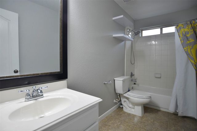 1996 Leisure Lane, League City, TX 77573