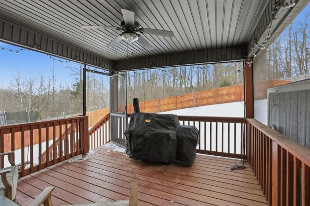 1148 Racker Dr, Clarksville, TN 37043