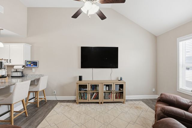 1148 Racker Dr, Clarksville, TN 37043