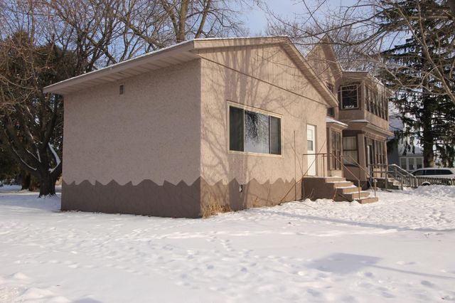 345 W 4th Street, Rush City, MN 55069