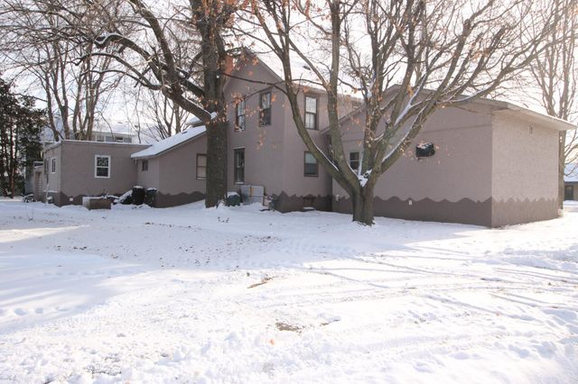 345 W 4th Street, Rush City, MN 55069