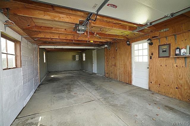 3801 Sowles Road, Hamburg, NY 14075