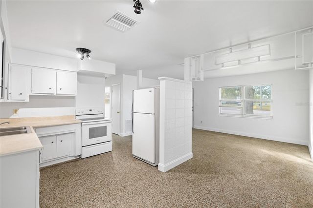 6531 82ND AVENUE N, Pinellas Park, FL 33781