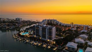 2400 Gulf Shore BLVD N 402, Naples, FL 34103