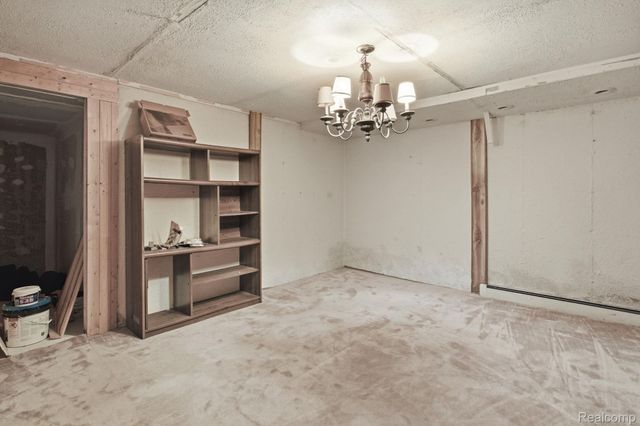 2726 Bay Drive, West Bloomfield Charter Township, MI 48324