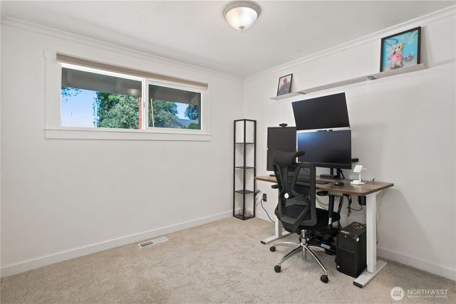 3519 NE 8th Street, Renton, WA 98056
