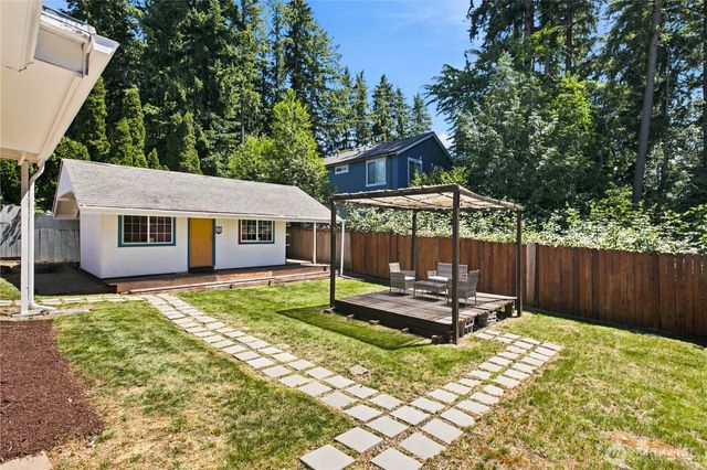 3519 NE 8th Street, Renton, WA 98056