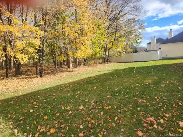 4 Gatz Road, Riverhead, NY 11901