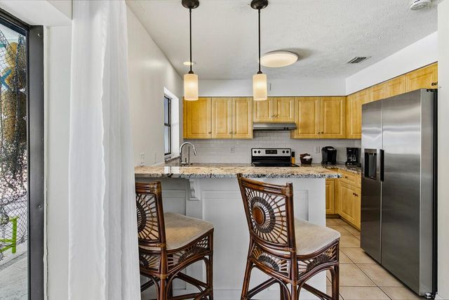 343 SE Verada Avenue, Port St. Lucie, FL 34983