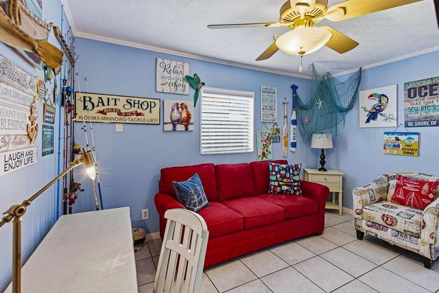 343 SE Verada Avenue, Port St. Lucie, FL 34983