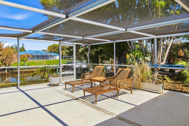 343 SE Verada Avenue, Port St. Lucie, FL 34983