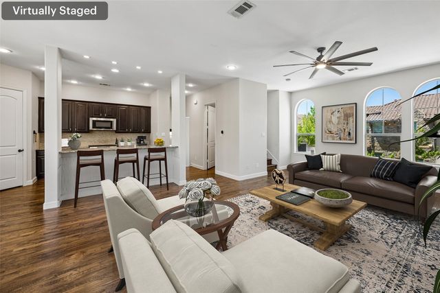 6722 Plaza Viaduct, Irving, TX 75039