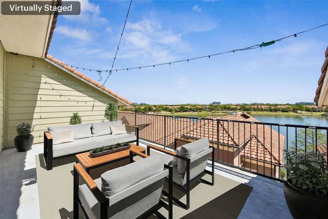 6722 Plaza Viaduct, Irving, TX 75039