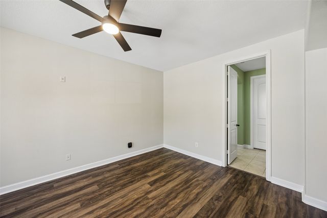 6722 Plaza Viaduct, Irving, TX 75039