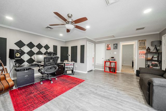 1213 Wedgecrest Lane, Garland, TX 75040