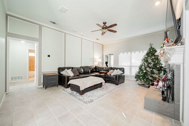 1213 Wedgecrest Lane, Garland, TX 75040