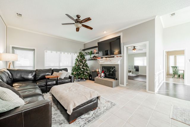 1213 Wedgecrest Lane, Garland, TX 75040