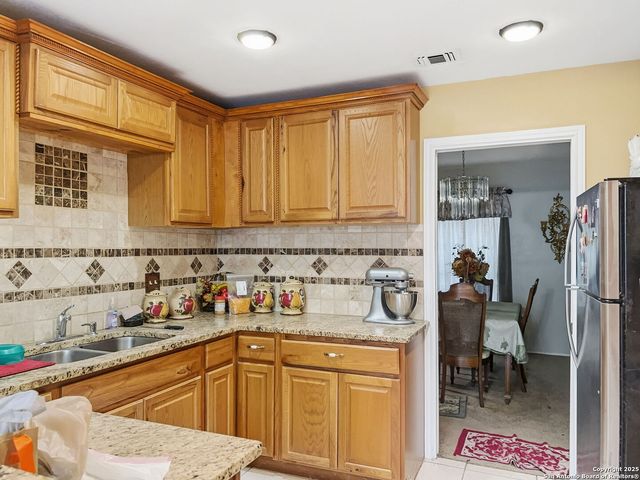 6719 Fair Lake, San Antonio, TX 78244