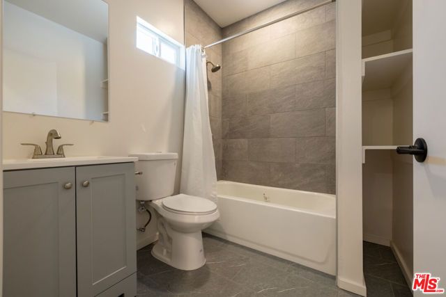 5418 Smiley Drive, Los Angeles, CA 90016