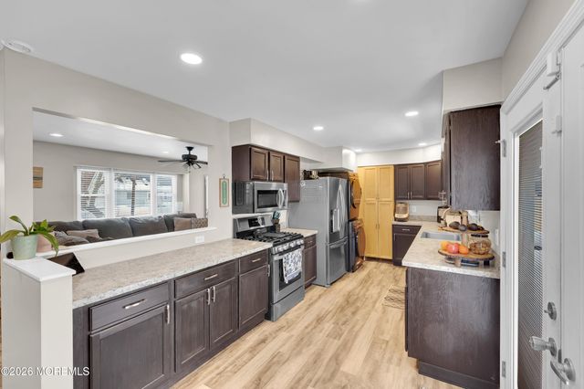 932 Harrison Road, Toms River, NJ 08753