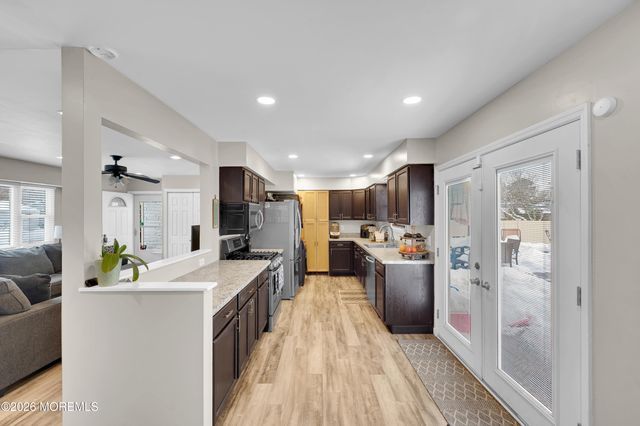 932 Harrison Road, Toms River, NJ 08753