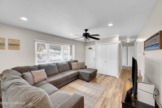 932 Harrison Road, Toms River, NJ 08753