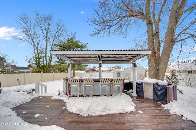 932 Harrison Road, Toms River, NJ 08753