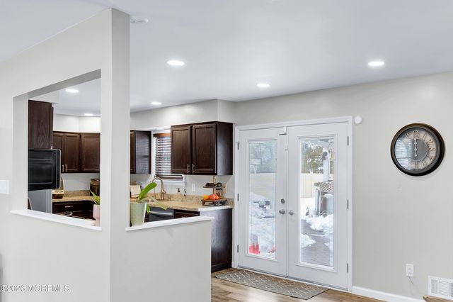 932 Harrison Road, Toms River, NJ 08753