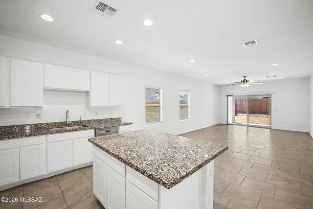 12487 W Lilliston Way, Marana, AZ 85653