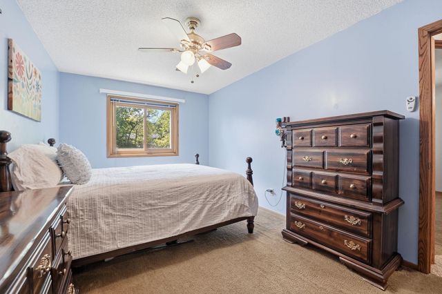 783 Bur Oak Court, Vadnais Heights, MN 55127