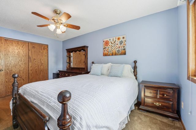 783 Bur Oak Court, Vadnais Heights, MN 55127