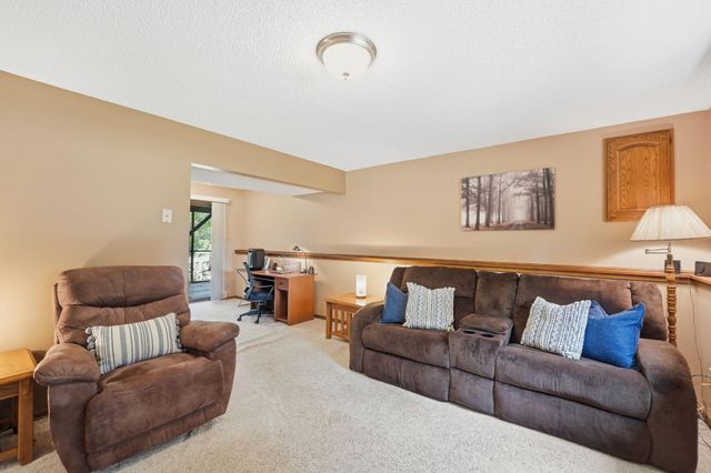783 Bur Oak Court, Vadnais Heights, MN 55127