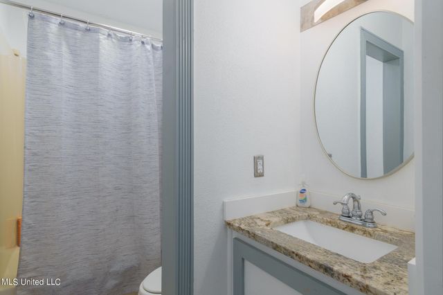 101 Pinewood Drive, Hattiesburg, MS 39402