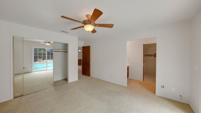 2113 E Paradise Avenue, Visalia, CA 93292