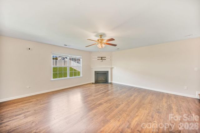 8523 Mansell Court, Charlotte, NC 28215