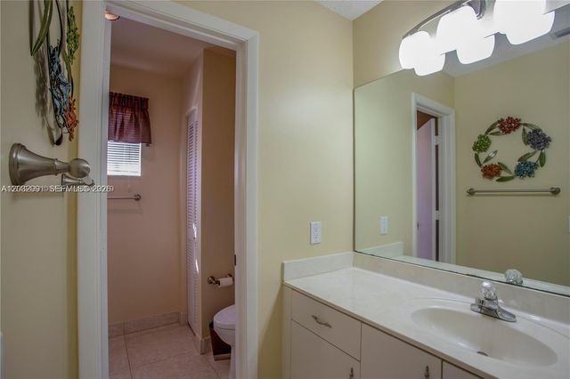 614 Stanton Lane, Weston, FL 33326