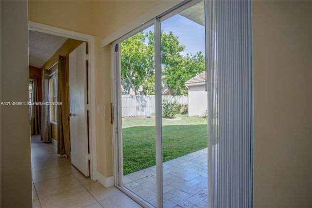 614 Stanton Lane, Weston, FL 33326