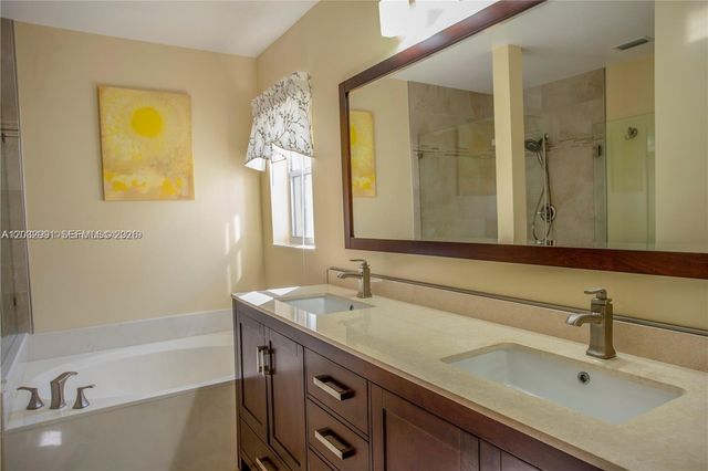 614 Stanton Lane, Weston, FL 33326