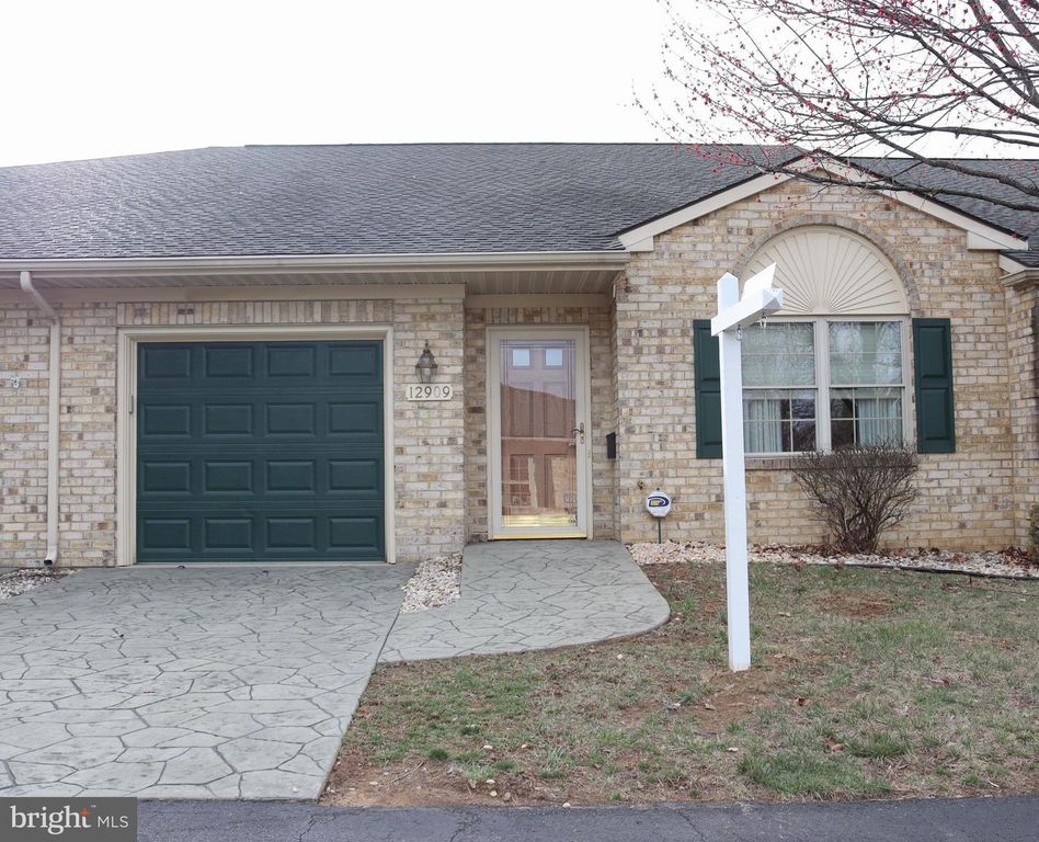 12909 LITTLE HAYDEN CIR #2, Hagerstown, MD 21742