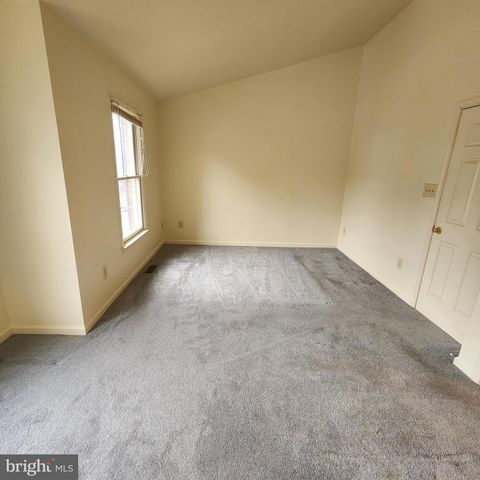 6054 ROCKTON CT, Centreville, VA 20121