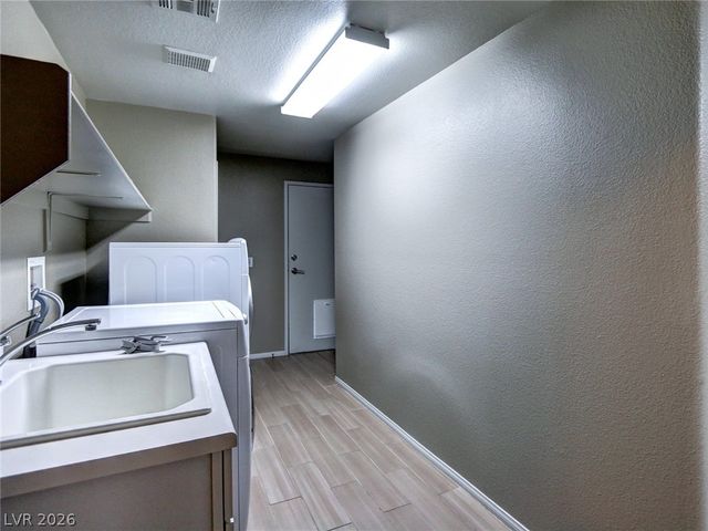 10809 Garden Mist Drive 1082, Las Vegas, NV 89135