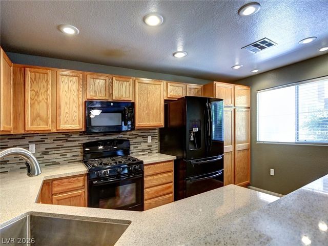 10809 Garden Mist Drive 1082, Las Vegas, NV 89135