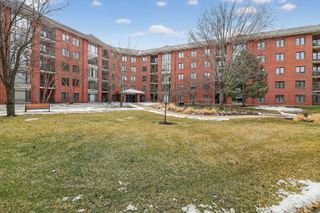 865 E 22nd Street B412, Lombard, IL 60148