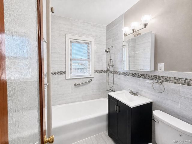 4220 Boyd Avenue, Bronx, NY 10466