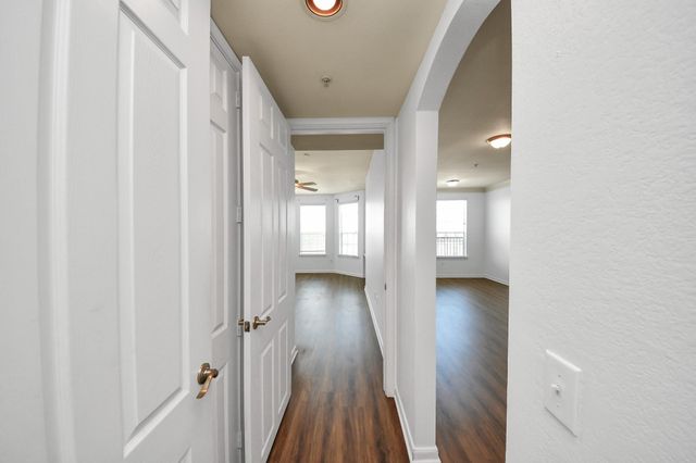 7575 Kirby Drive 3403, Houston, TX 77030