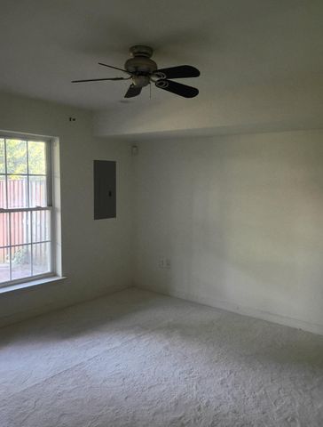 13554 LAVENDER MIST LN, Centreville, VA 20120