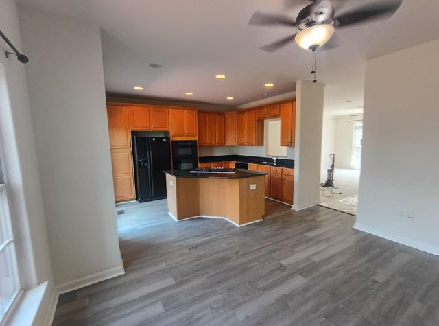 13554 LAVENDER MIST LN, Centreville, VA 20120
