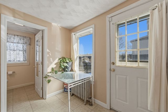 50 Webster St, Lynn, MA 01902