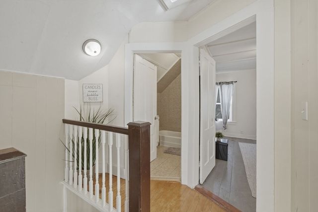 50 Webster St, Lynn, MA 01902